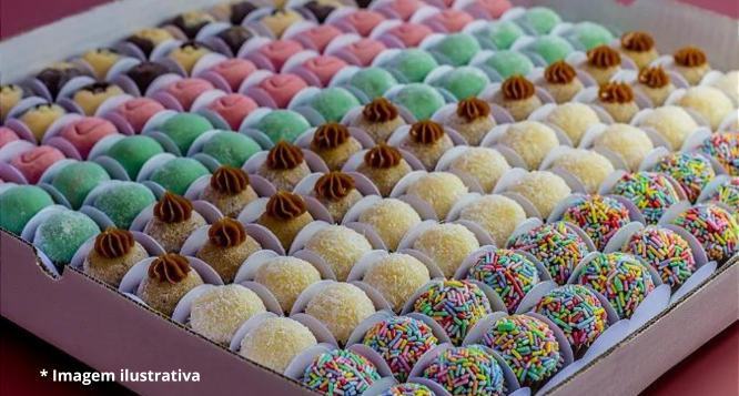 SweetMont Doceria Artesanal, 200 Docinhos (tamanho P) Artesanais para festas na SweetMont Doceria Artesanal SweetMont Doceria Artesanal, 200 Docinhos (tamanho P) Artesanais para festas na SweetMont Doceria Artesanal